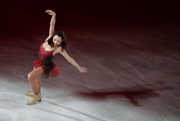 Patinadora russa Elizaveta Tuktamysheva se apresentando no Campeonato Mundial de Patinação Artística no Gelo em Xangai de 2015 - Sputnik Brasil