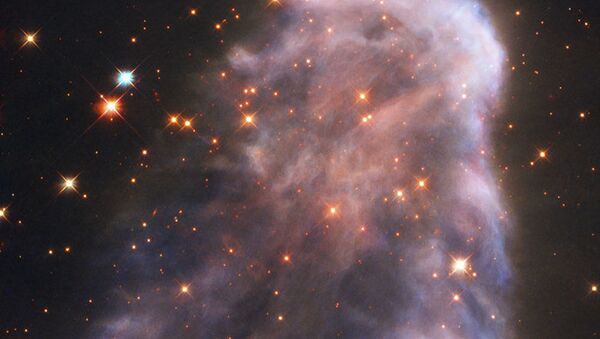 Nebulosa Fantasma Sh2-136 - Sputnik Brasil