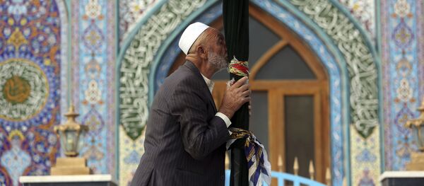Afegão xiita no santuário Karti Sakhi em Cabul, Afeganistão, 30 de outubro de 2018 - Sputnik Brasil