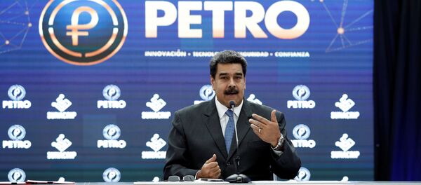 Presidente da Venezuela, Nicolás Maduro, durante discurso sobre petro, 1 de outubro de 2018 (foto de arquivo) - Sputnik Brasil