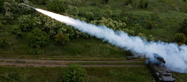 Lançamento de míssil do sistema de defesa antiaérea Strela-10 (foto de arquivo) - Sputnik Brasil