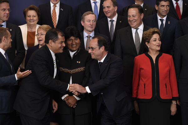 Rafael Correa, Evo Morales, François Hollande, Dilma Rousseff na cúpula UE-CELAC - Sputnik Brasil