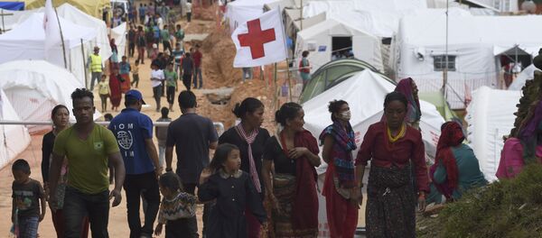 Cruz Vermelha no Nepal - Sputnik Brasil
