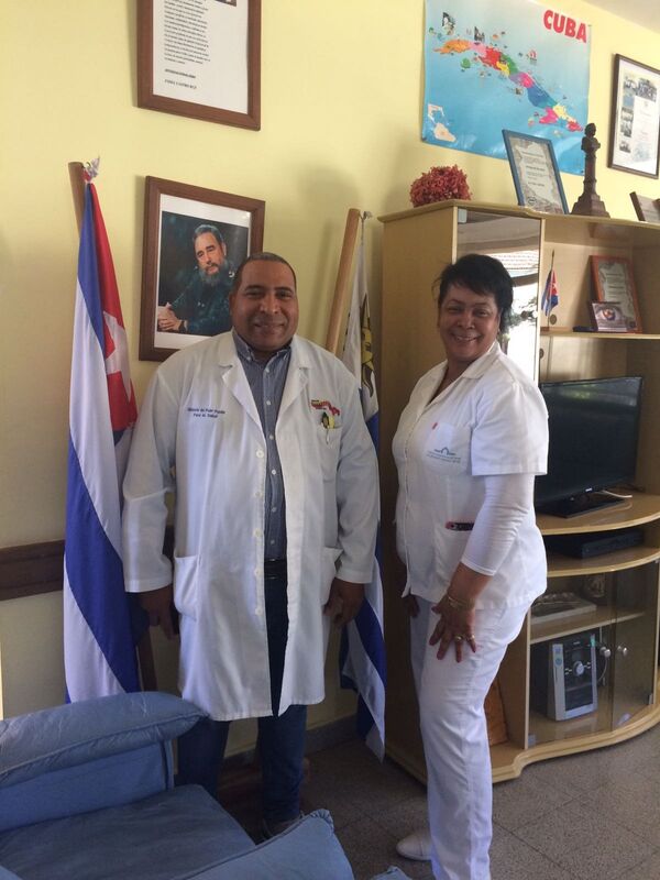 Médicos cubanos da missão Operação Milagre no Uruguai - Sputnik Brasil