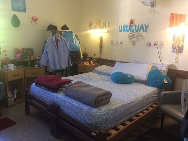 Dormitório da residência dos médicos cubanos no Uruguai - Sputnik Brasil