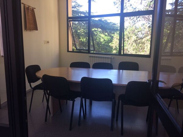 Sala de reuniões na residência dos médicos cubanos no Uruguai - Sputnik Brasil