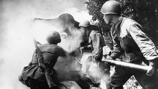 Soldados russos durante a Segunda Guerra Mundial - Sputnik Brasil