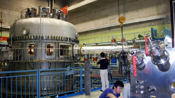 Reator experimental de fusão nuclear chinês EAST - Sputnik Brasil
