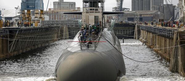 Submarino no estaleiro naval de Norfolk, EUA - Sputnik Brasil