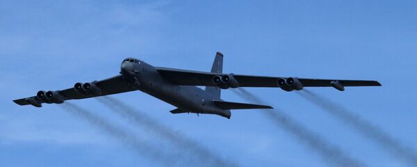 Bombardeiro B-52H da Força Aérea dos Estados Unidos Bombardeiro B-52H da Força Aérea dos Estados Unidos - Sputnik Brasil