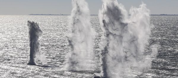 Manobras ucranianas no mar de Azov Manobras ucranianas no mar de Azov - Sputnik Brasil