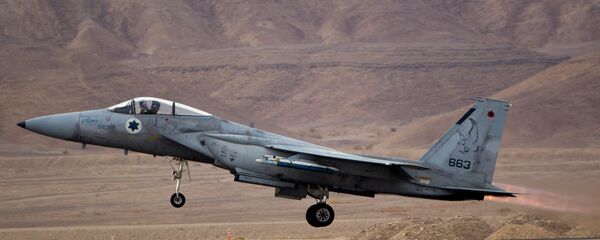 Caça F-15 da Força Aérea de Israel na base aérea de Ovda durante exercícios (foto de arquivo) Caça F-15 da Força Aérea de Israel na base aérea de Ovda durante exercícios (foto de arquivo) - Sputnik Brasil