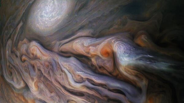 Снимок космического аппарата НАСА Юнона северного умеренного пояса Юпитера с изображением бури Большой белый овал - Sputnik Brasil