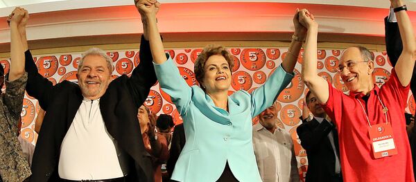 Dilma Rousseff e Lula durante o 5º Congresso Nacional do PT, em Salvador - Sputnik Brasil