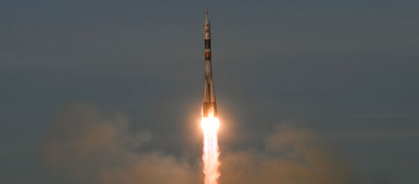 Lançamento do foguete portador russo Soyuz-FG com espaçonave tripulada Soyuz MS-11 do cosmódromo de Baikonur, 3 de dezembro de 2018 - Sputnik Brasil