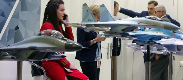 Estande russo na Feira Internacional de Defesa EDEX 2018 no Egito - Sputnik Brasil