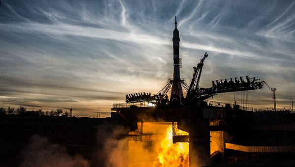 Lançamento do foguete portador Soyuz-FG, com a espaçonave tripulada Soyuz MS-11 a bordo, desde o cosmódromo de Baikonur - Sputnik Brasil