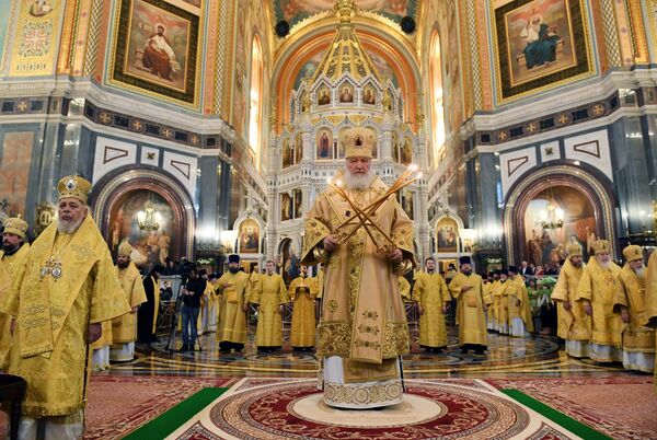 Patriarca russo Kirill durante uma missa na Catedral de Cristo Salvador em Moscou - Sputnik Brasil