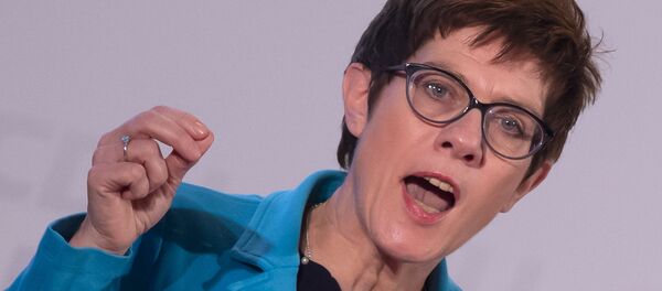 Annegret Kramp-Karrenbauer, General Secretary of the German Christian Democratic Union, gestures during her speech at the CDU regional conference to present her concept as candidate for the CDU chairmanship in Seebach, central Germany, Wednesday, Nov. 21, 2018 Annegret Kramp-Karrenbauer, General Secretary of the German Christian Democratic Union, gestures during her speech at the CDU regional conference to present her concept as candidate for the CDU chairmanship in Seebach, central Germany, Wednesday, Nov. 21, 2018 - Sputnik Brasil