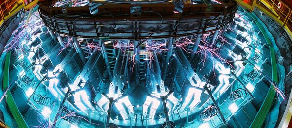 Saturno, uma das máquinas de força pulsante de Sandia, em operação no Laboratório Nacional Sandia (SNL), na cidade norte-americana de Albuquerque (imagem referencial) - Sputnik Brasil