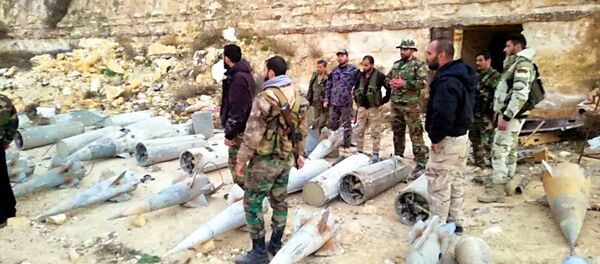 As Forças Armadas da Síria encontraram mais de 20 mísseis terra-ar - Sputnik Brasil