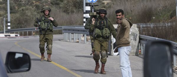 Militares israelenses nos arredores da cidade palestina de Ramallah - Sputnik Brasil