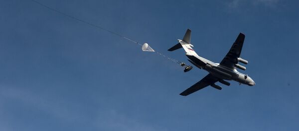 BMD-2 durante manobras - Sputnik Brasil