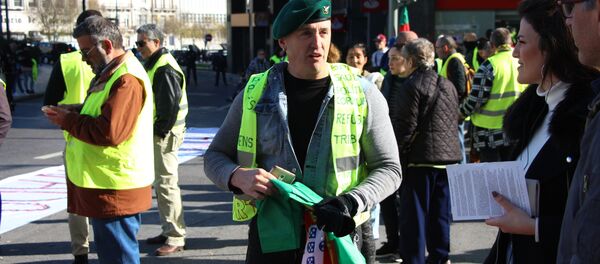 'Coletes amarelos' protestam em Lisboa, 21 de dezembro de 2018 - Sputnik Brasil