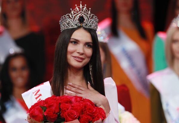 Alesya Semerenko, de 24 anos de idade, foi a ganhadora do concurso de beleza Miss Moscou 2018 - Sputnik Brasil