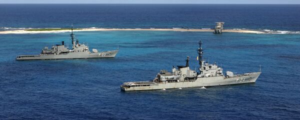 Navios de guerra da Marinha venezuelana ancoram em Isla de Aves. - Sputnik Brasil