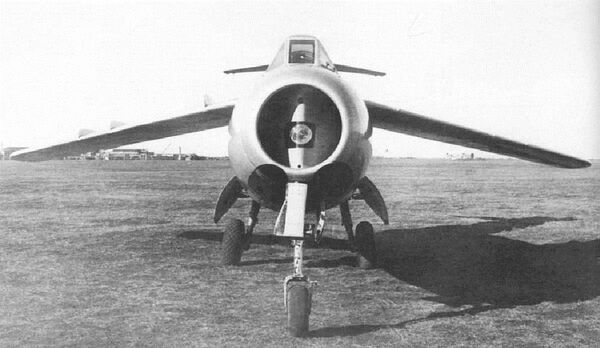 Caça supersônico La-176, foto de arquivo - Sputnik Brasil