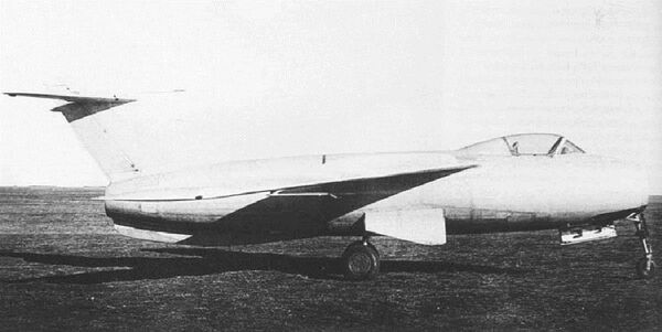 Caça supersônico La-176, foto de arquivo - Sputnik Brasil