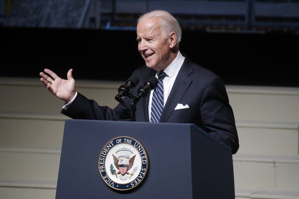 Como um telefonema poderia causar impeachment de Trump e qual seria efeito sobre o Brasil?  - Sputnik Brasil