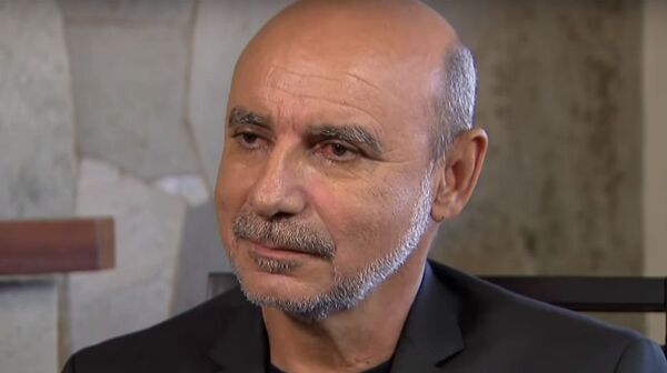 Após saída de Wassef, advogados que defenderam Cabral e militares assumem defesa de Flávio Bolsonaro - Sputnik Brasil