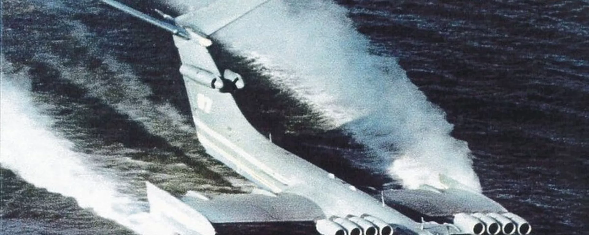 Ecranoplano soviético monstro do mar Cáspio - Sputnik Brasil, 1920, 01.07.2025