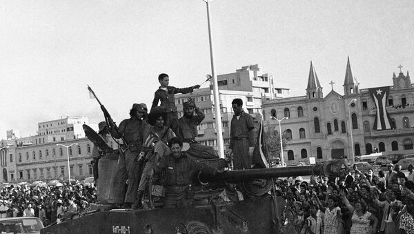 Entrada de Fidel Castro em Havana na caravana da vitória, 8 de janeiro de 1959 - Sputnik Brasil