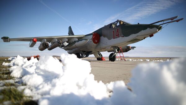 Avião de combate russo Su-25SM3, preparado para os exercícios táticos de voo no território de Krasnodar, no sul da Rússia - Sputnik Brasil