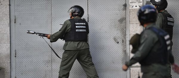Situación en Caracas tras el alzamiento militar - Sputnik Brasil