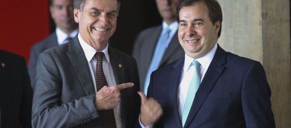 Jair Bolsonaro ao lado de Rodrigo Maia durante encontro da equipe de transição, em 2018 - Sputnik Brasil