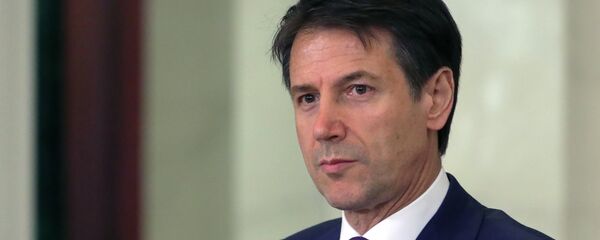 Il premier italiano Giuseppe Conte - Sputnik Brasil