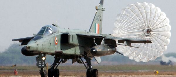 Caça Jaguar da Força Aérea da Índia - Sputnik Brasil