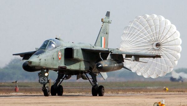 Caça Jaguar da Força Aérea da Índia - Sputnik Brasil