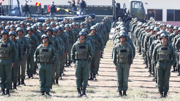 Soldados venezuelanos participam de exercício militar em Puerto Cabello, Venezuela, 27 de janeiro de 2019 - Sputnik Brasil