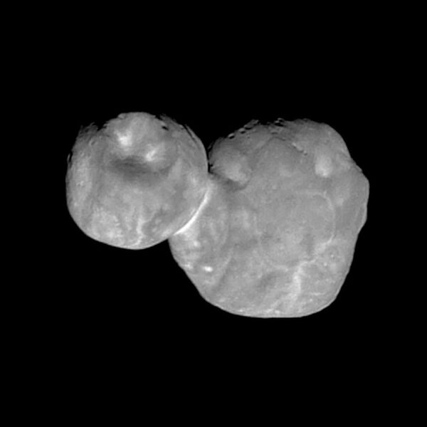 O detalhado como nunca Ultima Thule – asteroide que se encontra no Cinturão de Kuiper – visto pela sonda New Horizons - Sputnik Brasil