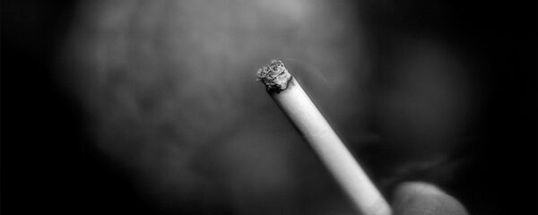 Cigarro (foto referencial) Cigarro (foto referencial) - Sputnik Brasil