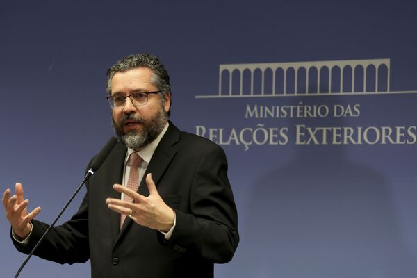 Brasil aprova orçamento para pagar ONU, e por pouco não passa 'vexame histórico', diz especialista Brasil aprova orçamento para pagar ONU, e por pouco não passa 'vexame histórico', diz especialista - Sputnik Brasil