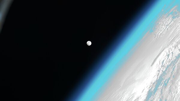 Lua e Terra (imagem de arquivo) - Sputnik Brasil