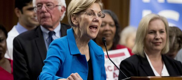 Senadora democrata Elizabeth Warren - Sputnik Brasil