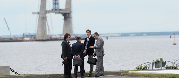 Participantes do XIXº Fórum Econômico Internacional de São Petersburgo no recinto do complexo de exposições Lenexpo - Sputnik Brasil