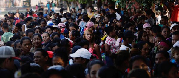Migrantes venezuelanos em Colômbia - Sputnik Brasil